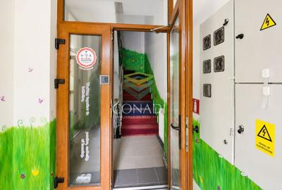 Casă individuală cu 8 camere cu Canalizare în Baicului