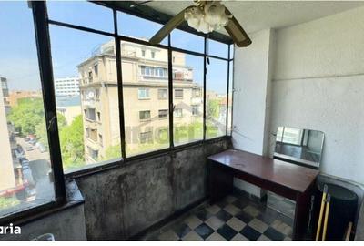 Apartament cu 4 camere în Ultracentral