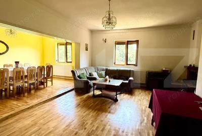Casă cu 6 camere cu Teren 1108 Mp în Central - 7