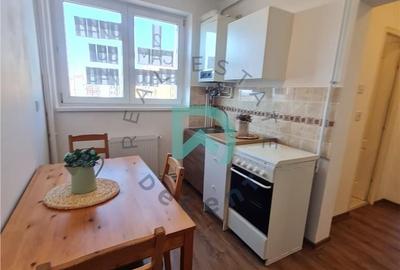 Apartament cu 2 camere semidecomandat în Astra