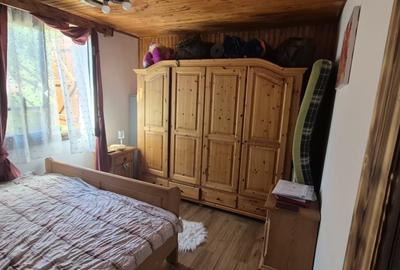 Casă cu 2 camere cu Teren 3900 Mp în Cernești
