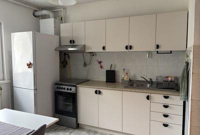 Apartament cu 3 camere decomandat în Central - 13