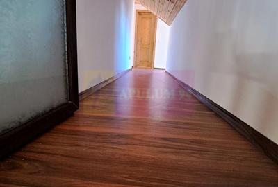Casă individuală cu 7 camere cu Canalizare în Piatra Arsă - 42