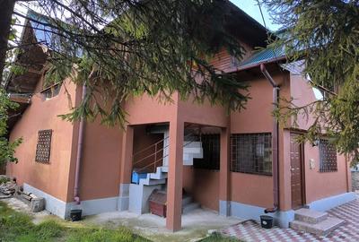 Casă cu 3 camere cu Teren 2100 Mp în Central - 10
