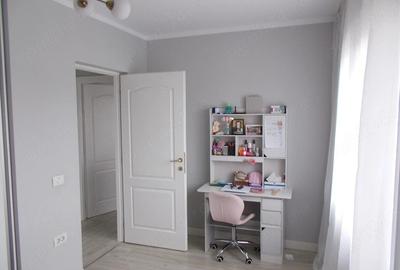 Casă cu 4 camere cu Teren 1190 Mp în Parța - 3