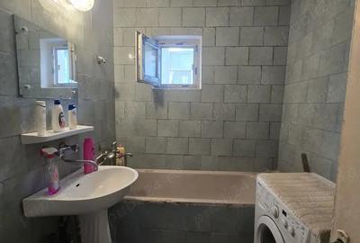 Apartament cu 3 camere decomandat în Școlilor - 5