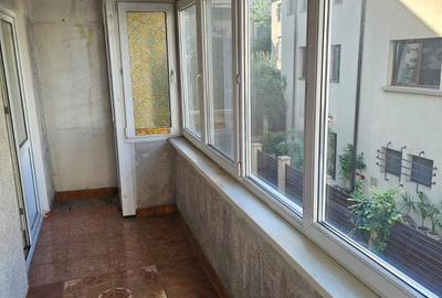 Apartament cu 3 camere decomandat în 1 Mai - 18