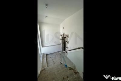 Casă cu 7 camere cu Teren 924 Mp în Ultracentral