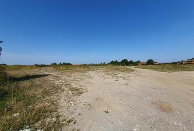Teren Construcții intravilan de 5000 mp, în Movilei - 3