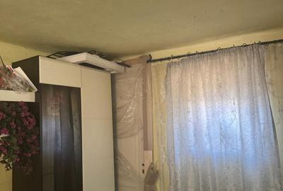 Casă cu 3 camere în Lazaret - 3
