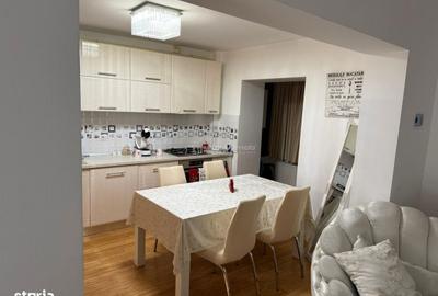Apartament cu 4 camere decomandat în Rovine - 5