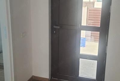 Casă cu Teren 420 Mp în Domnești