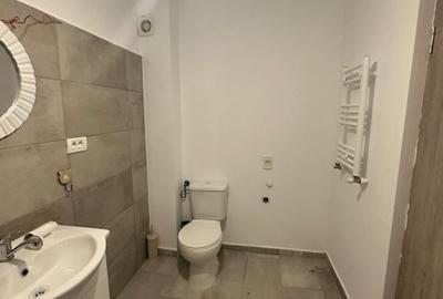 Casă cu 5 camere cu Teren 350 Mp în Central - 10