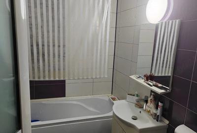 Apartament cu 3 camere decomandat în Central - 8