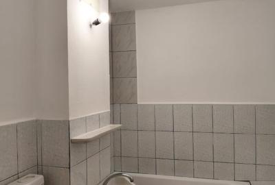 Apartament cu 2 camere decomandat în Obor