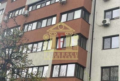 Apartament cu 2 camere, mobilat în Baza 3 - 12