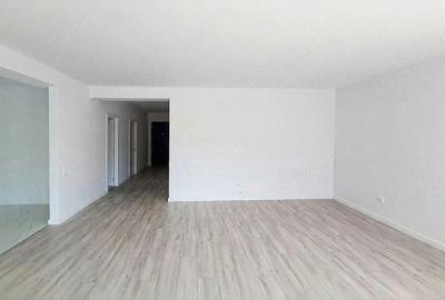Casă cu 3 camere cu Teren 371 Mp în Păulești