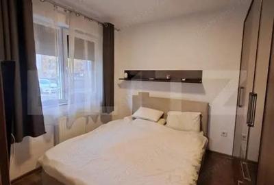 Apartament cu 2 camere semidecomandat în Tractorul - 15