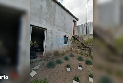 Casă cu 2 camere cu Teren 389 Mp în Central