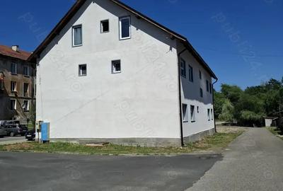 Spațiu comercial, de 520 mp, în Uric - 1
