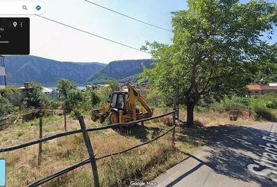 Teren de 1250 mp, în Dubova - 1