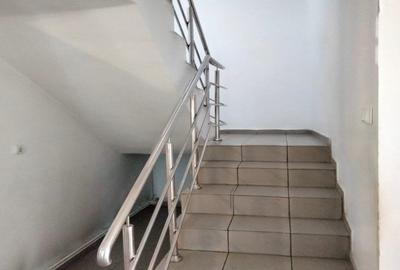 Proprietate specială, de 385 mp, în Rovine - 13
