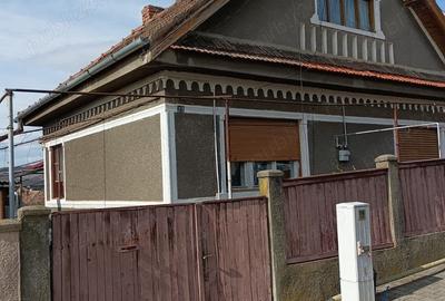 Casă cu 3 camere cu Teren 477 Mp în Blaj