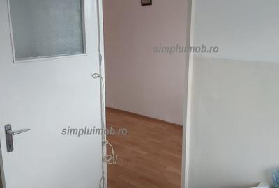 Garsonieră decomandată în Dristor - 5