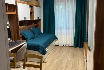 Apartament cu 2 camere decomandat, mobilat în Podul de Fier