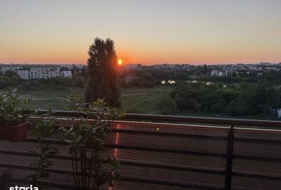 Apartament cu 4 camere în Băneasa