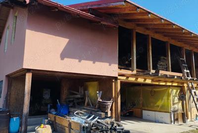 Casă cu 4 camere în Central - 9