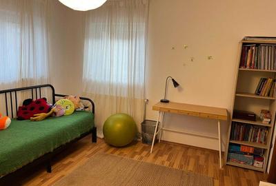 Casă cu 3 camere nedecomandat cu Teren 265 Mp în Giurgiului