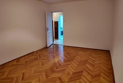 Apartament cu 2 camere decomandat în Central - 8