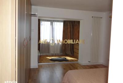 Apartament cu 3 camere decomandat, mobilat în Decebal - 5