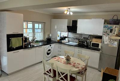 Casă cu Teren 315 Mp în Moșnița Veche