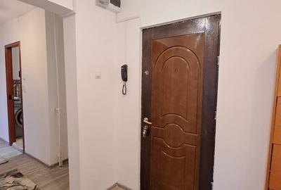 Apartament cu 2 camere decomandat în Rahova - 3