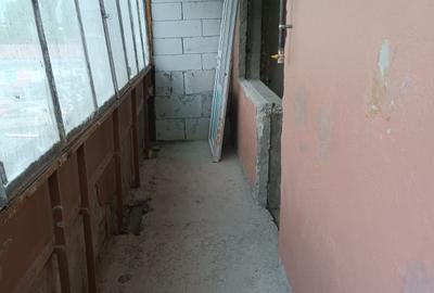 Garsonieră decomandată în Central