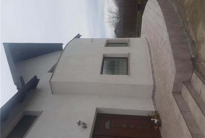 Casă cu 5 camere cu Teren 600 Mp în Cazasu - 5
