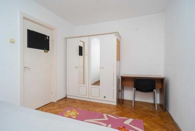 Apartament cu 2 camere semidecomandat, mobilat în Podu Roș
