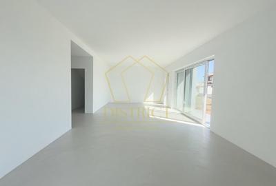 Duplex cu 5 camere cu Canalizare în Dumbrăvița