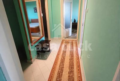 Apartament cu 2 camere decomandat în Micro 14 - 4
