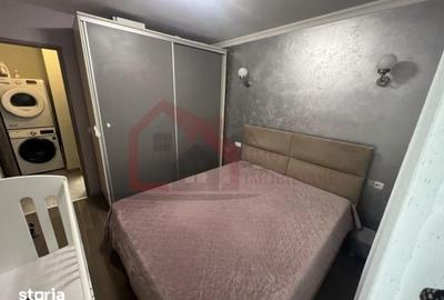 Apartament cu 2 camere semidecomandat, mobilat în Tei