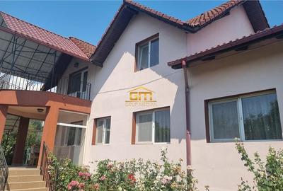 Casă individuală cu 5 camere cu Garaj în Păușești-Măglași