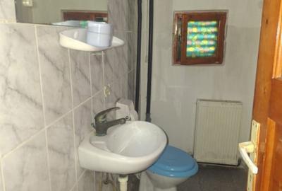 Casă cu 4 camere cu Teren 730 Mp în Izvoarele - 7