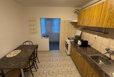 Apartament cu 2 camere decomandat în Girocului