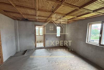 Casă cu 5 camere cu Teren 468 Mp în Bughea de Sus - 13