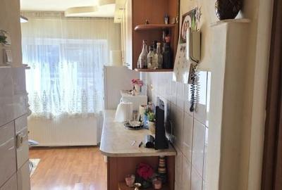 Apartament cu 2 camere decomandat în Central - 2