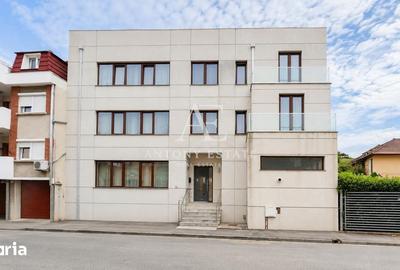 Spațiu comercial, de 560 mp, în Central - 2