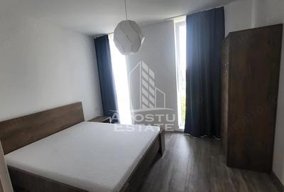 Apartament cu 3 camere decomandat în Lipovei