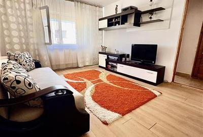 Apartament cu 2 camere semidecomandat, mobilat în Est